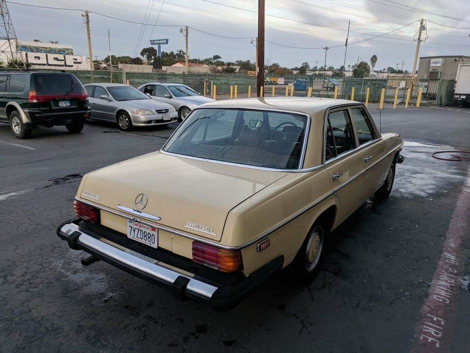 Mercedes 240D de vanzare