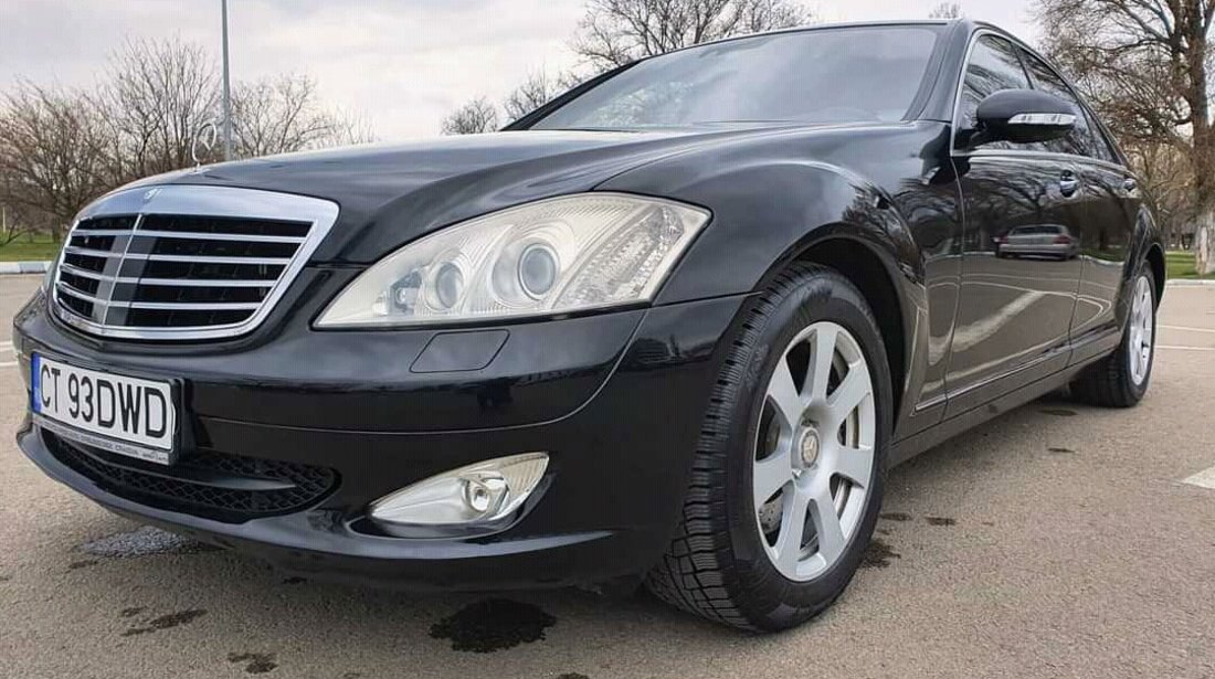 Mercedes 300 v 2008