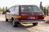 Mercedes 300TD cu 1.258.817 de kilometri la bord