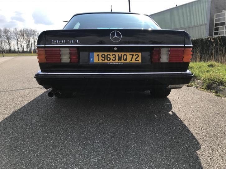 Mercedes 500 SEL cu interior Hermes
