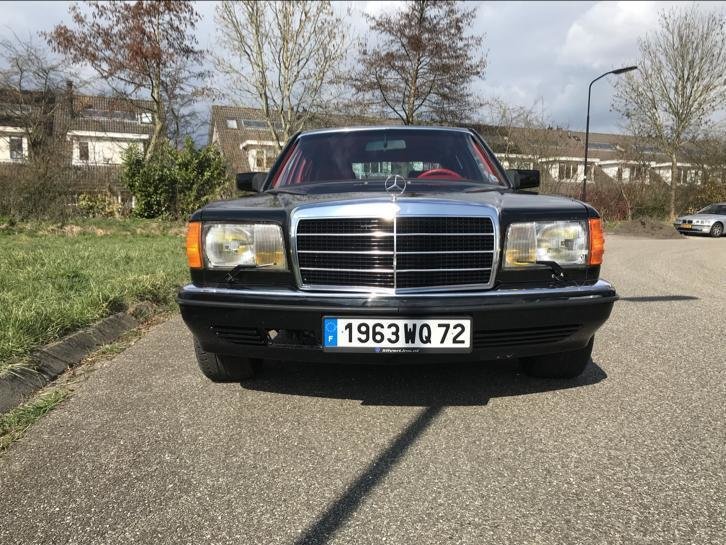 Mercedes 500 SEL cu interior Hermes