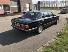 Mercedes 500 SEL cu interior Hermes