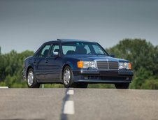 Mercedes 500E albastru