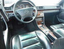 Mercedes 500E cu 360.000+ km la bord