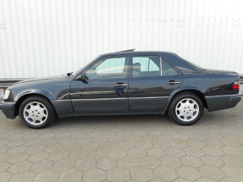 Mercedes 500E cu 360.000+ km la bord