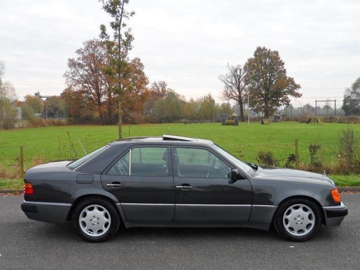 Mercedes 500E cu 500.000+ km la bord