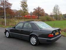 Mercedes 500E cu 500.000+ km la bord