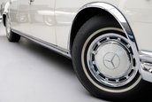 Mercedes 600 Pullman cu interior de Maybach