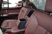 Mercedes 600 Pullman cu interior de Maybach