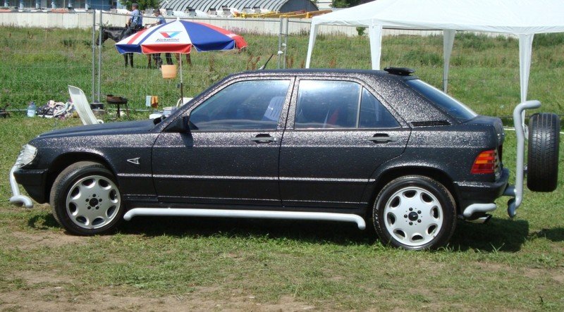 Mercedes 90E - Russian Tuning Style, kitsch sau capodopera? Mercedes 90E - Russian Tuning Style, kitsch sau capodopera?