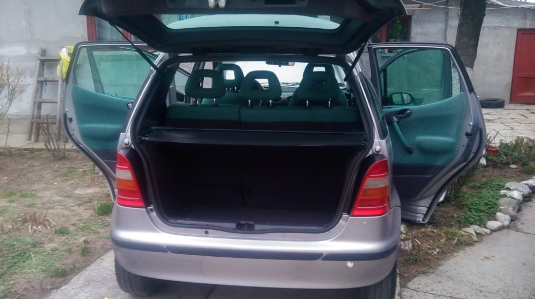 Mercedes A 140 1400