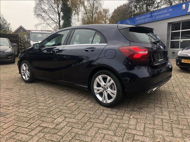 Mercedes A-Class stricat dupa doar 1.305 km