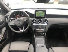 Mercedes A-Class stricat dupa doar 1.305 km