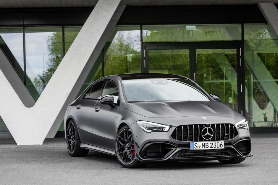 Mercedes-AMG A45 si CLA45