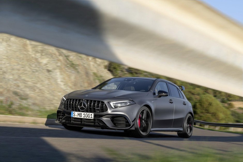 Mercedes-AMG A45 si CLA45