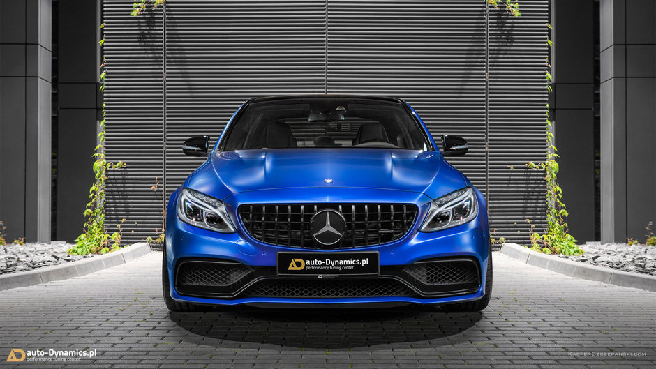 Mercedes-AMG C63 S de la Auto Dynamics