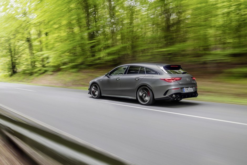 Mercedes-AMG CLA45 Shooting Break