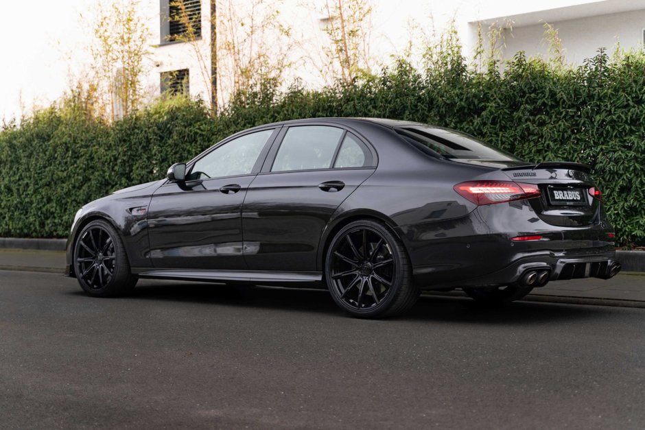 Mercedes-AMG E 63 S 4Matic+ de la Brabus