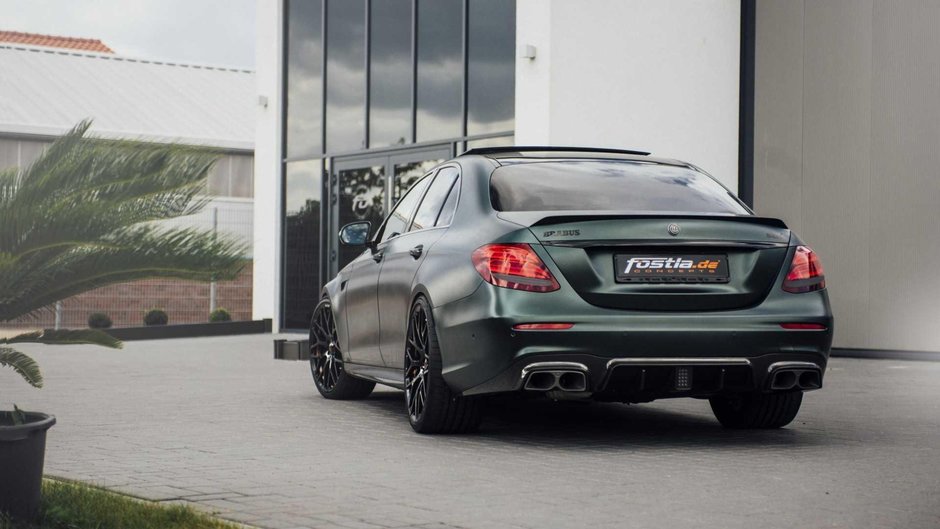 Mercedes-AMG E63 S de la Brabus