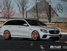 Mercedes-AMG E63 S T-Modell de la Renntech