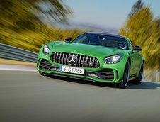 Mercedes AMG GT R