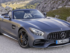 Mercedes-AMG GT Roadster si GT C Roadster