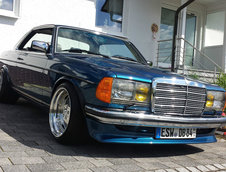 Mercedes-Benz 230CE W123 de vanzare