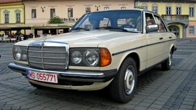 Mercedes-Benz W123