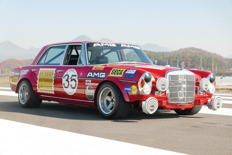 Mercedes-Benz 300 SEL replica Red Pig