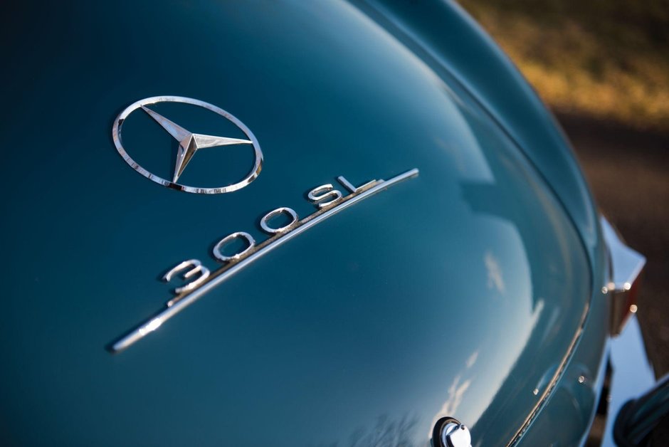 Mercedes-Benz 300 SL Roadster din 1962