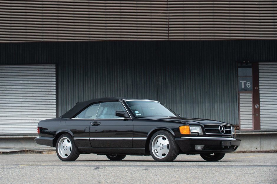 Mercedes-Benz 560 SEC Cabriolet