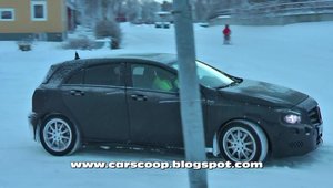 Mercedes-Benz A-Class - spionat