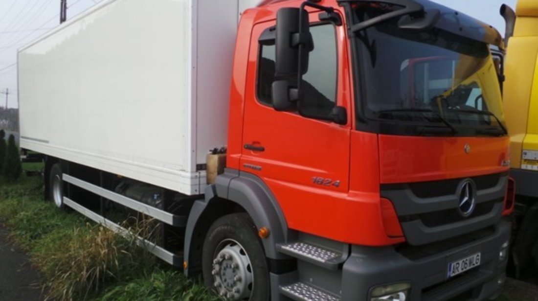 MERCEDES-BENZ Axor 1824 Frigorific IZOTERM CAMIONETA 18 TONE