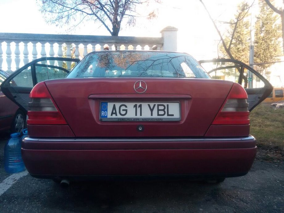 Mercedes-Benz C 180 W202