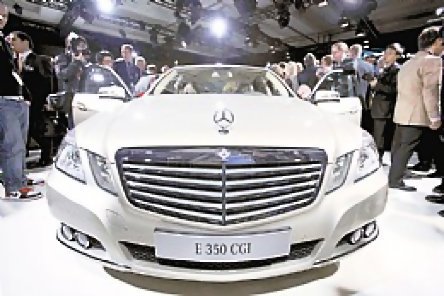 Mercedes-Benz, cea mai vanduta maşina din segmetul premium Mercedes-Benz, cea mai vanduta maşina din segmetul premium