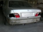 Mercedes-Benz E 220 w210