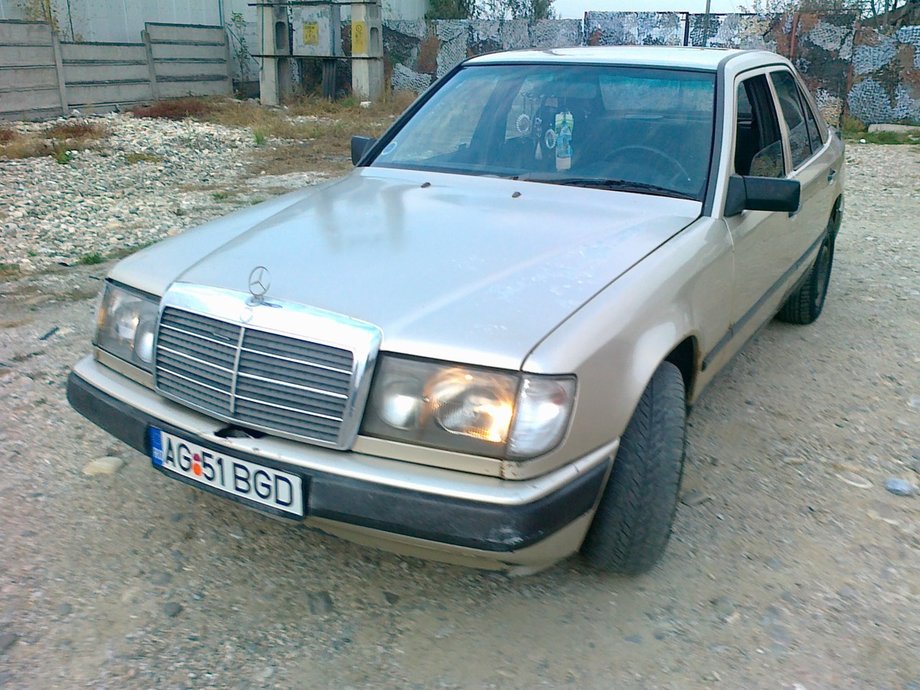 Mercedes-Benz E 300 124