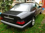 Mercedes-Benz E 300 OM606