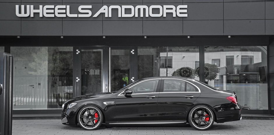 Mercedes-Benz E-Class de la Wheelsandmore