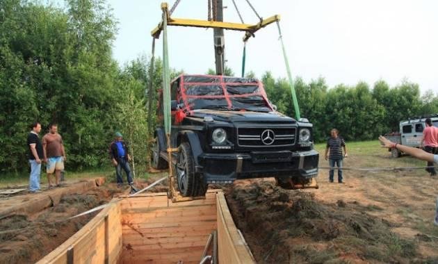 Mercedes-Benz G-Class transformat in buncar