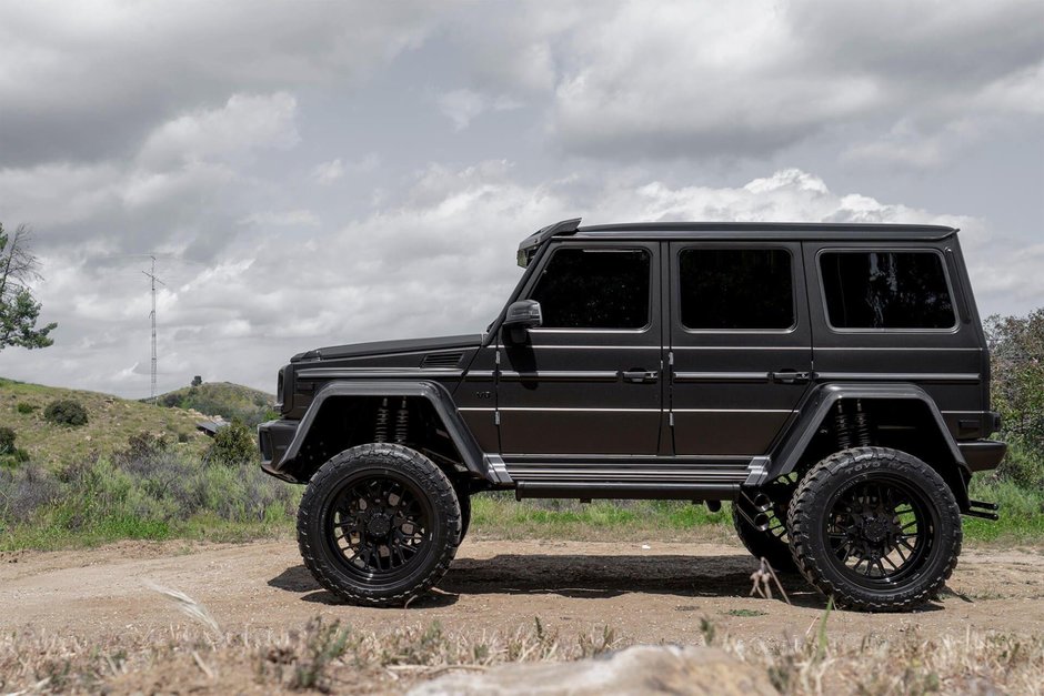 Mercedes-Benz G550 4x4 Squared cu jante Forgiato