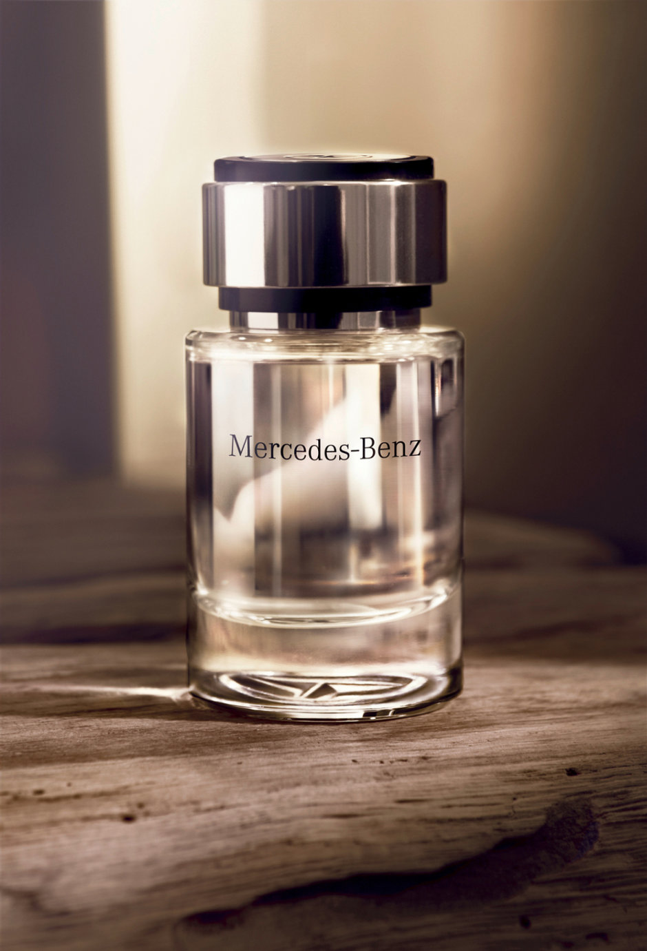 Mercedes-Benz intra in industria parfumurilor