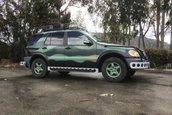 Mercedes-Benz ML320 replica Jurassic Park