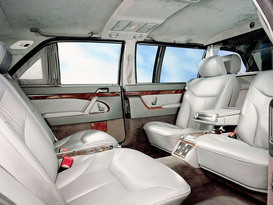 Mercedes-Benz S-Class W140