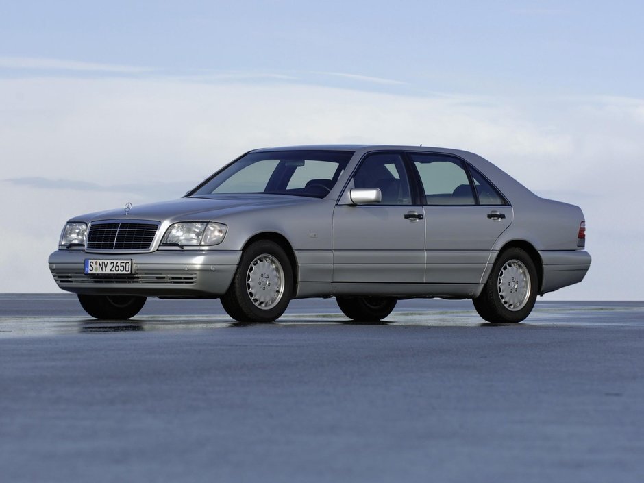 Mercedes-Benz S-Class W140