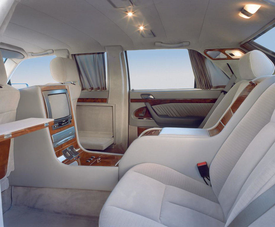 Mercedes-Benz S-Class W140
