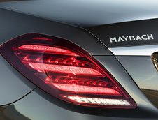 Mercedes-Benz S65 AMG si Maybach S560