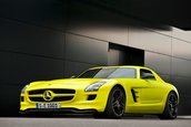 Mercedes-Benz SLS AMG E-Cell - Gullwing-ul electri(c)zant