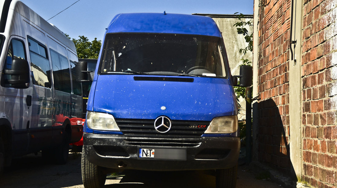 Mercedes-Benz Sprinter