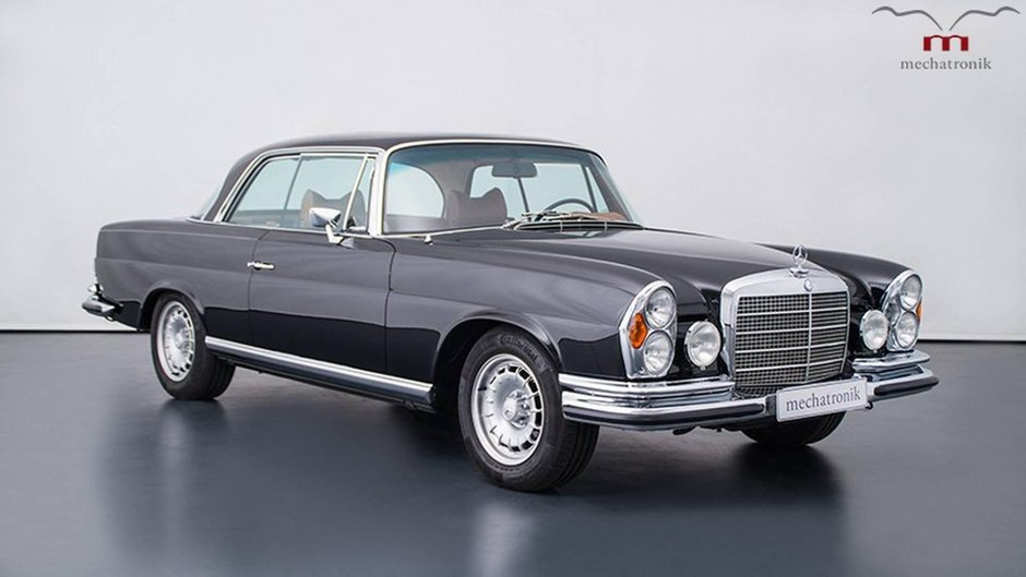 Mercedes-Benz W111 din 1970 restomod